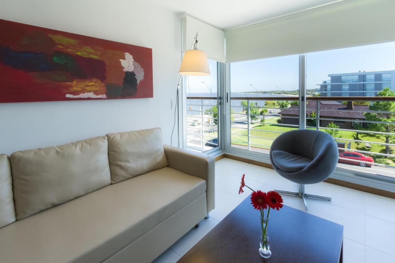 Real Colonia Hotel & Suites Colonia del Sacramento Bagian luar foto