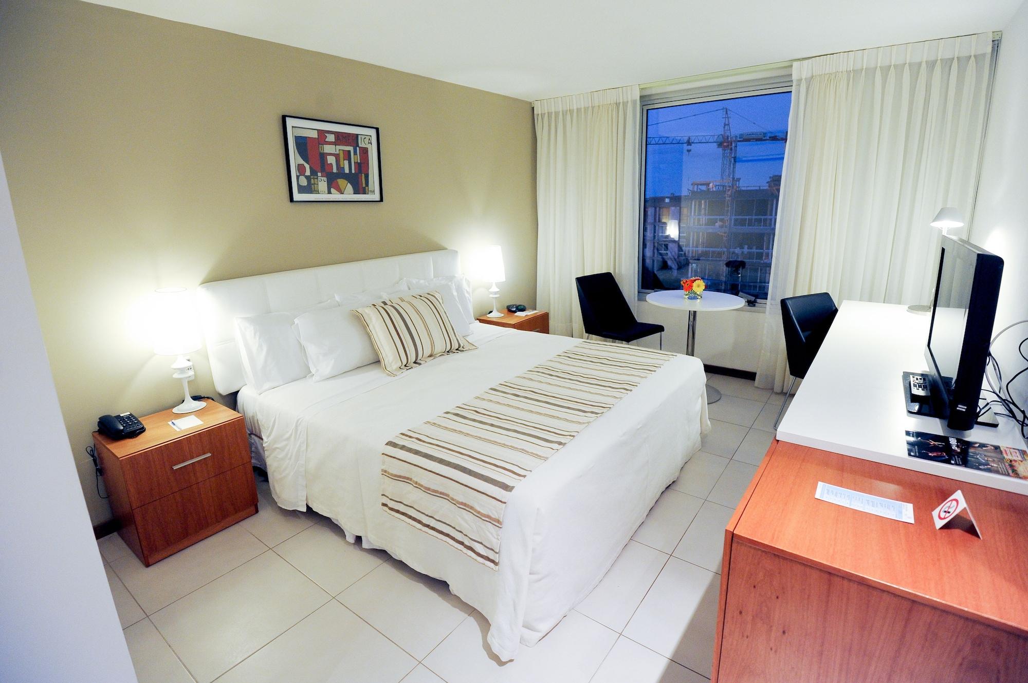 Real Colonia Hotel & Suites Colonia del Sacramento Bagian luar foto