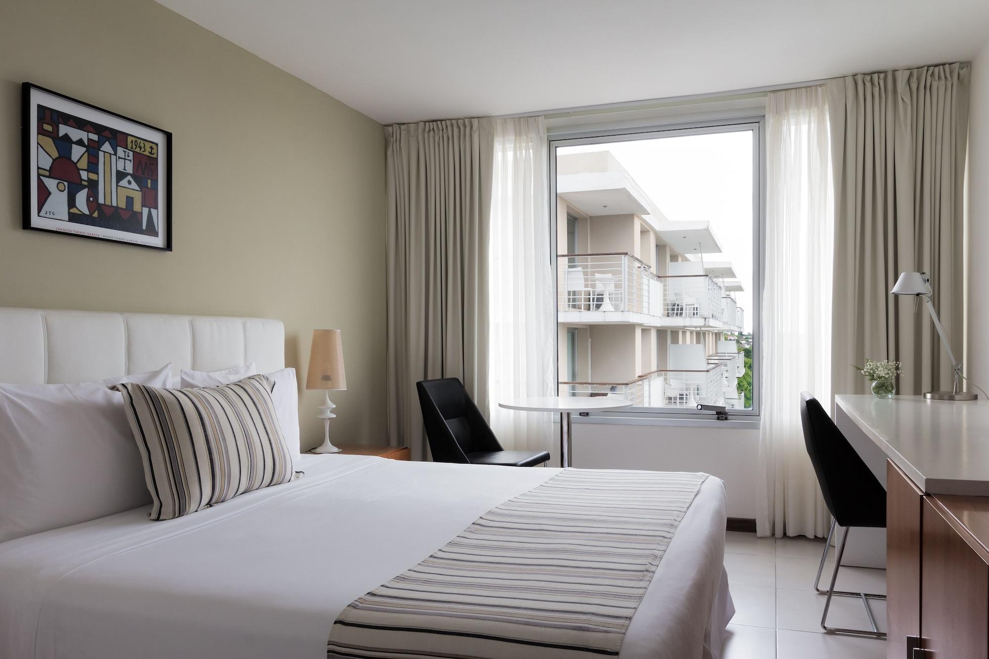 Real Colonia Hotel & Suites Colonia del Sacramento Bagian luar foto