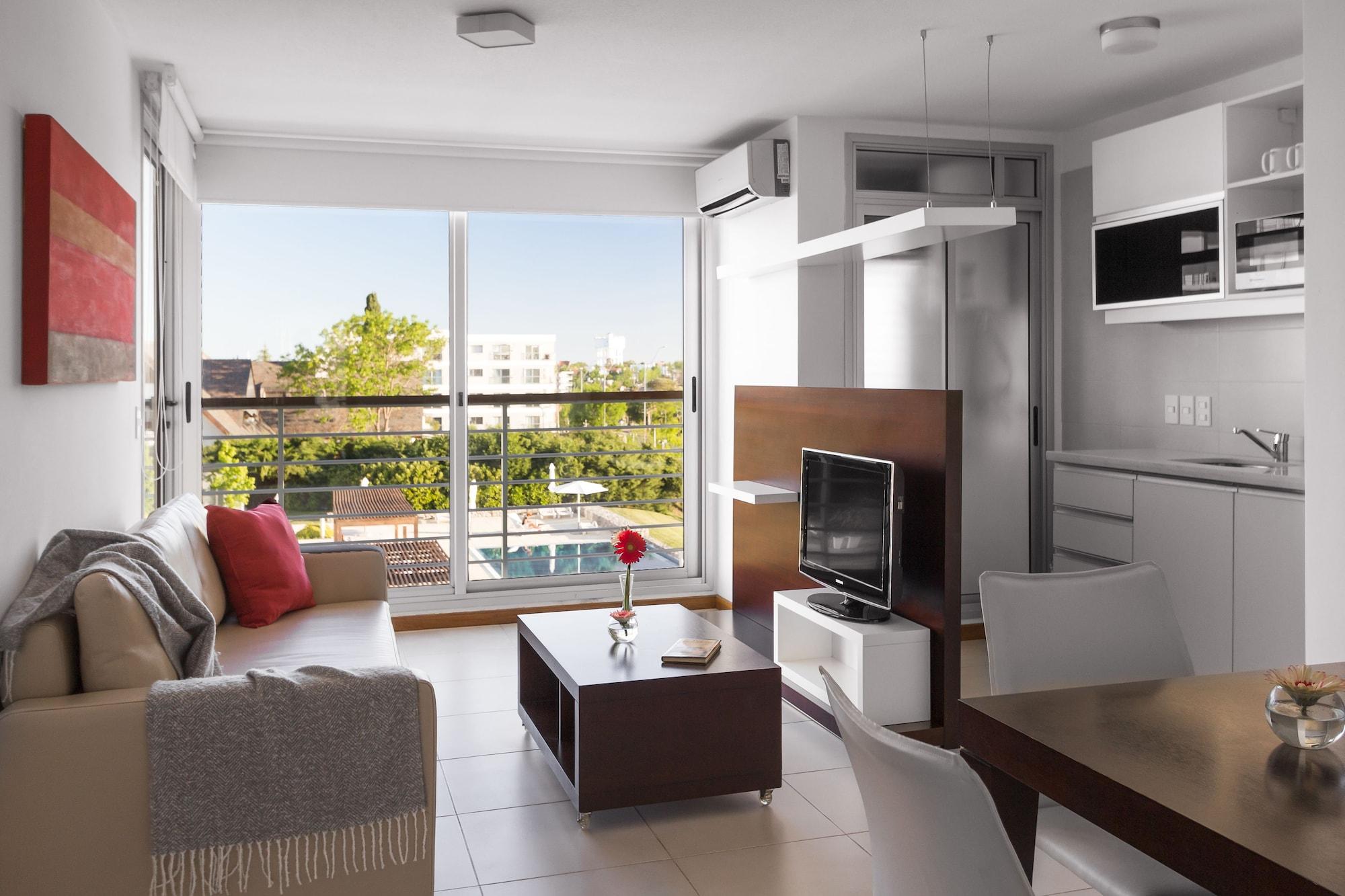 Real Colonia Hotel & Suites Colonia del Sacramento Bagian luar foto
