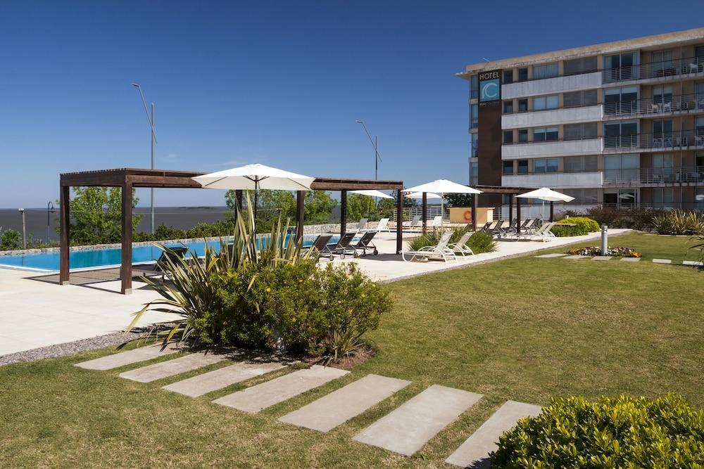 Real Colonia Hotel & Suites Colonia del Sacramento Bagian luar foto